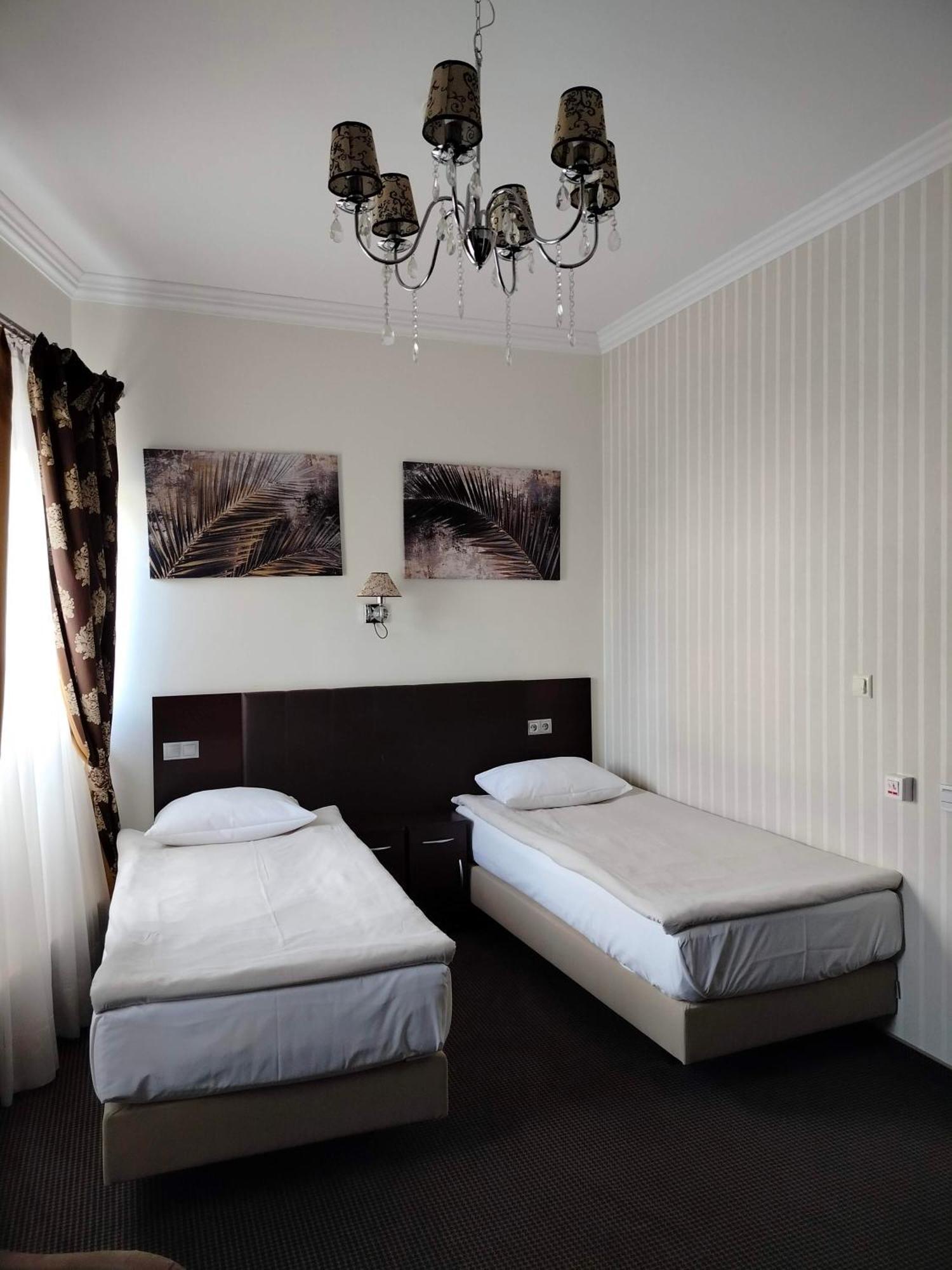 Sokolowska Airport Modlin Hotel