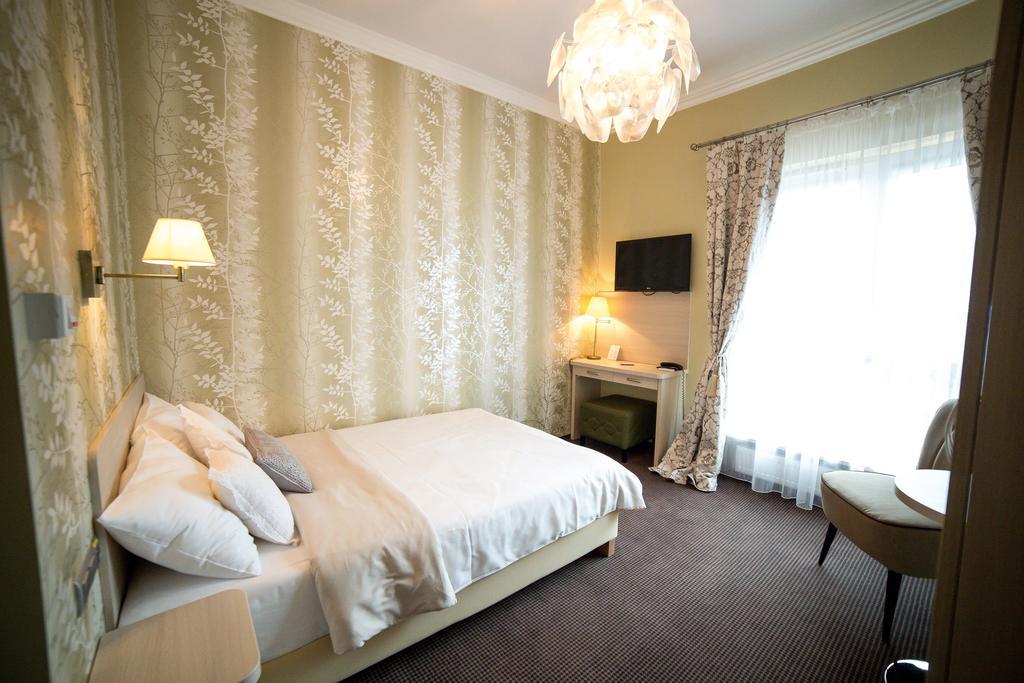 Hotel Sokolowska Airport Modlin 3*