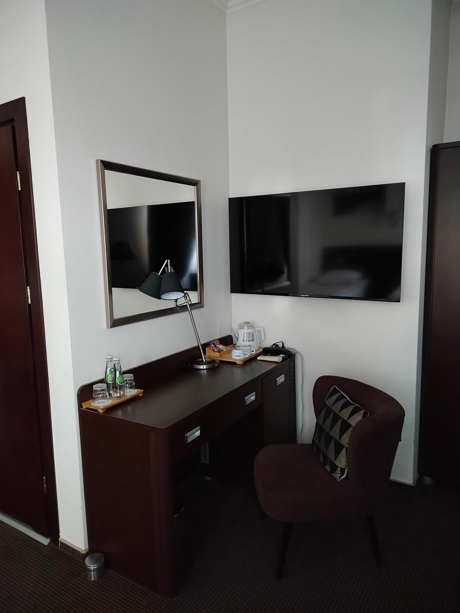 Sokolowska Airport Modlin Hotell Nowy Dwór Mazowiecki