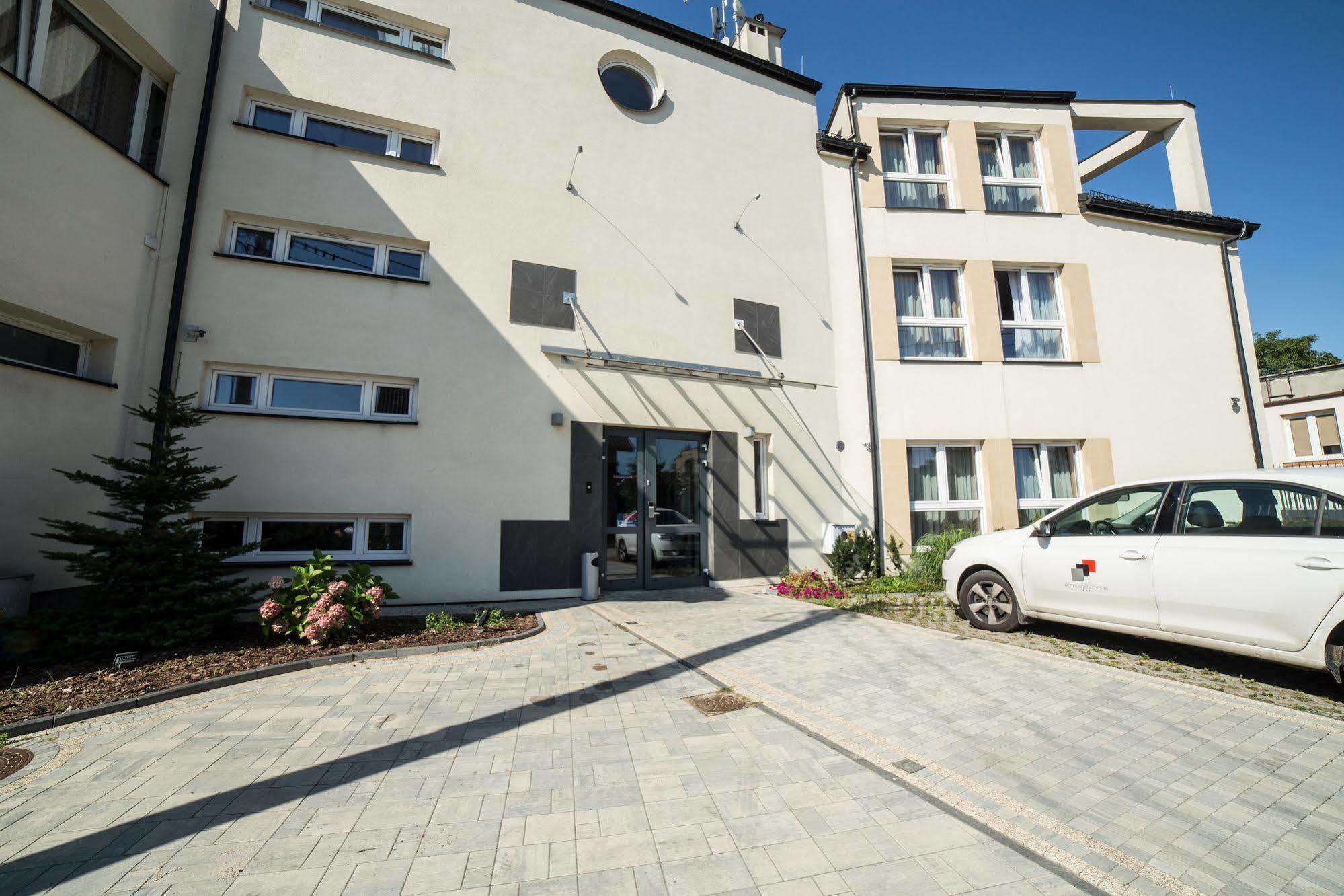 Hotell Sokolowska Airport Modlin Nowy Dwór Mazowiecki